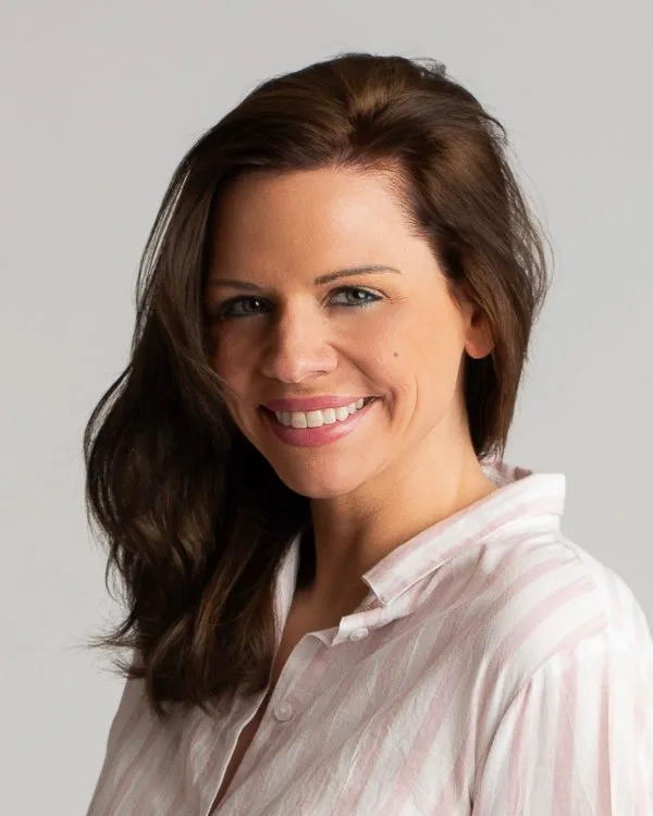 Larissa, 39, German UGC creator - Mom